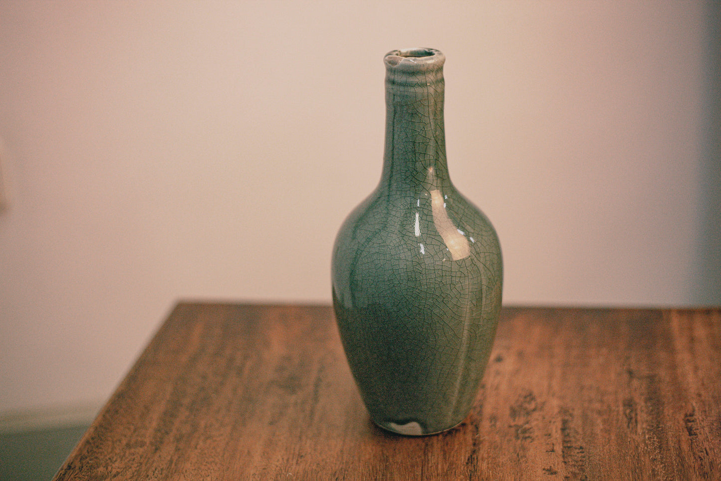 CERAMIC DECORATIVE BOTTLE