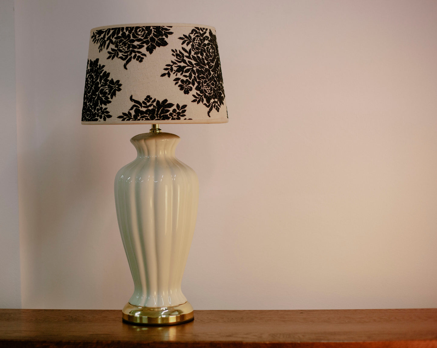 ART DECO CERAMIC LAMP