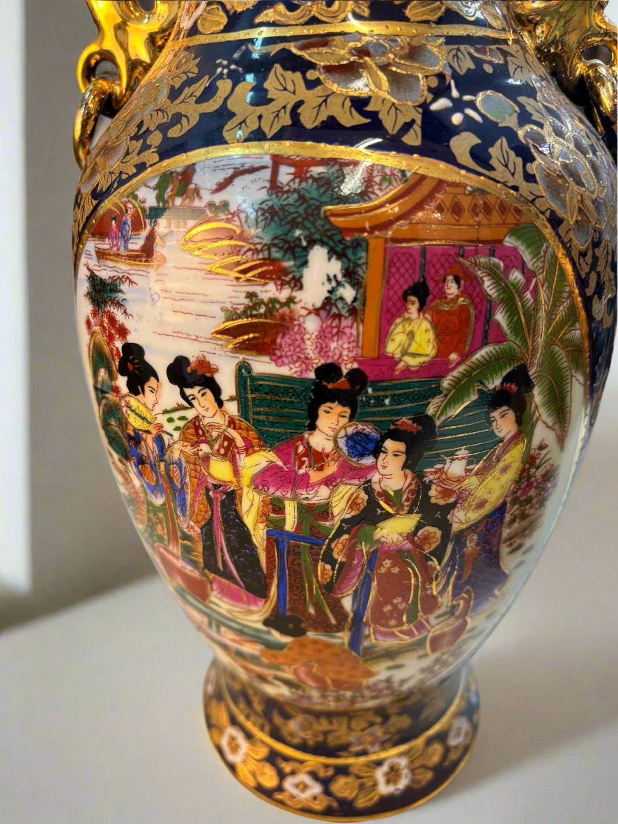 КОБАЛТОВО СИНЯ ПОРЦЕЛАНОВА ВАЗА