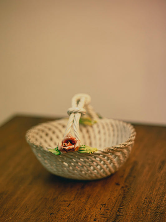 V. BASSANO VINTAGE BASKET