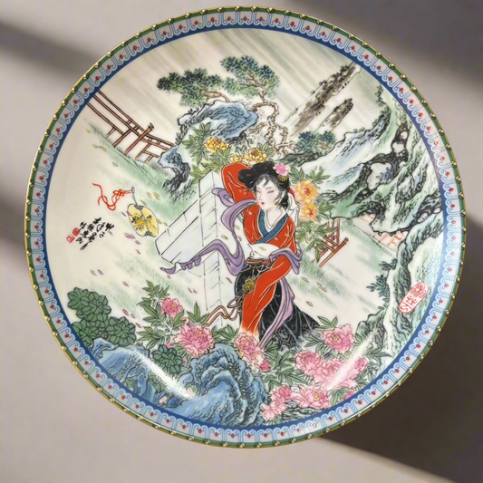 YUAN-CHUN /RED MANSION BEAUTIES/-КИТАЙСКИ ПОРЦЕЛАНОВИ ЧИНИИ