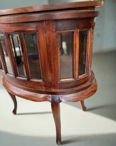 ВИКТОРИАНСКА ВИТРИНА-БАР-МАСИЧКА