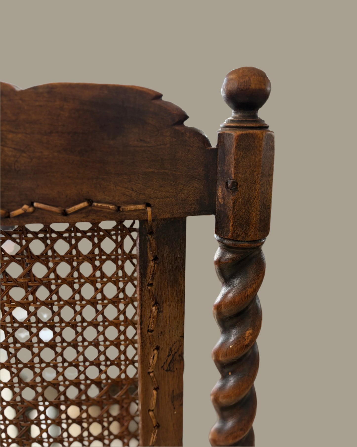 ВИКТОРИАНСКИ СТОЛ 1850-1880 г.