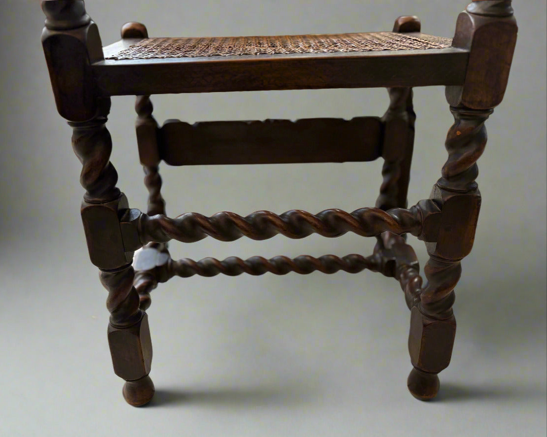 ВИКТОРИАНСКИ СТОЛ 1850-1880 г.