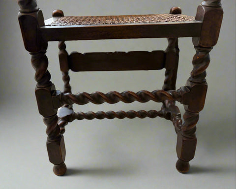 ВИКТОРИАНСКИ СТОЛ 1850-1880 г.