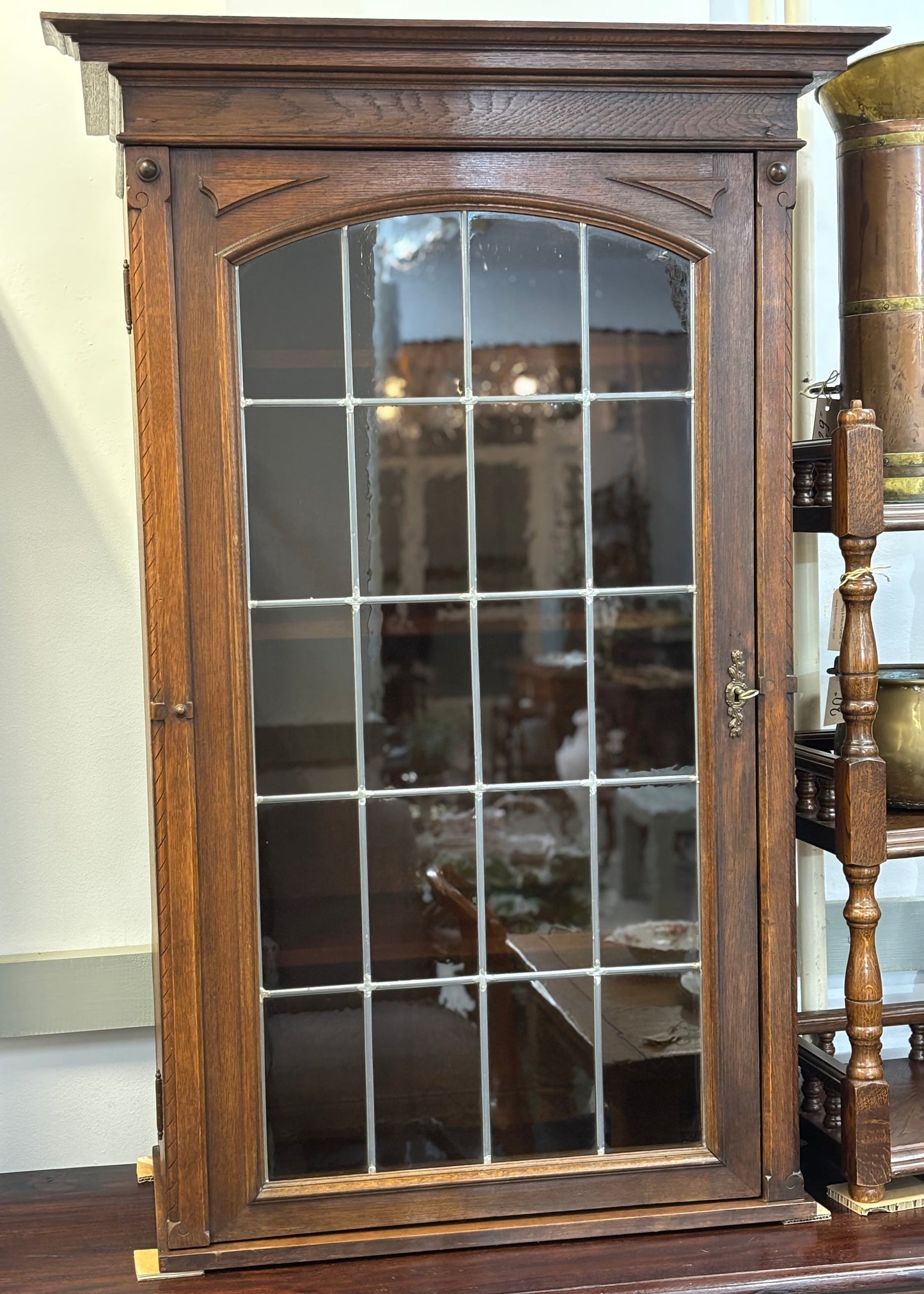 СТЕННА БИБЛИОТЕКА-ШКАФ ОТ ДЪБ