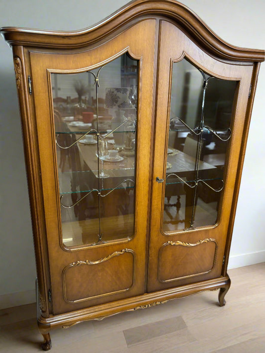 ВИТРИНА В СТИЛ Chippendale