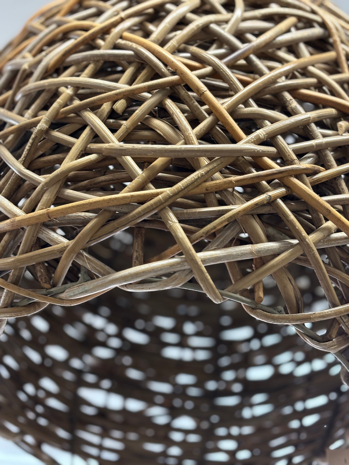 ТАВАННА ЛАМПА РАТАН