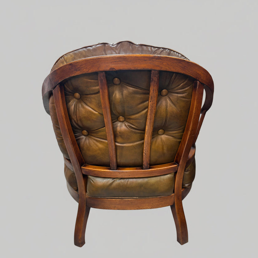 Гръб на капитониран кожен фотьойл (Tufted Leather Backrest) - Масивна конструкция от бук и дъб - Back View