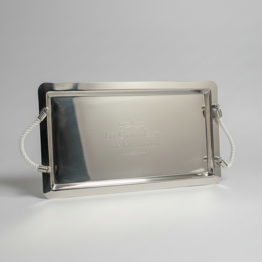 Голям поднос за сервиране от неръждаема стомана (Large Stainless Steel Serving Tray) – Бели въжени дръжки – Front View