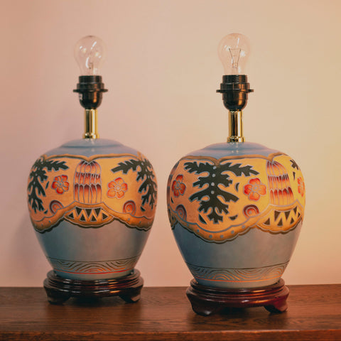Комплект от 2 средиземноморски сини керамични лампи (Set of 2 Mediterranean Blue Ceramic Lamps) – Пълен фронтален изглед – Front View