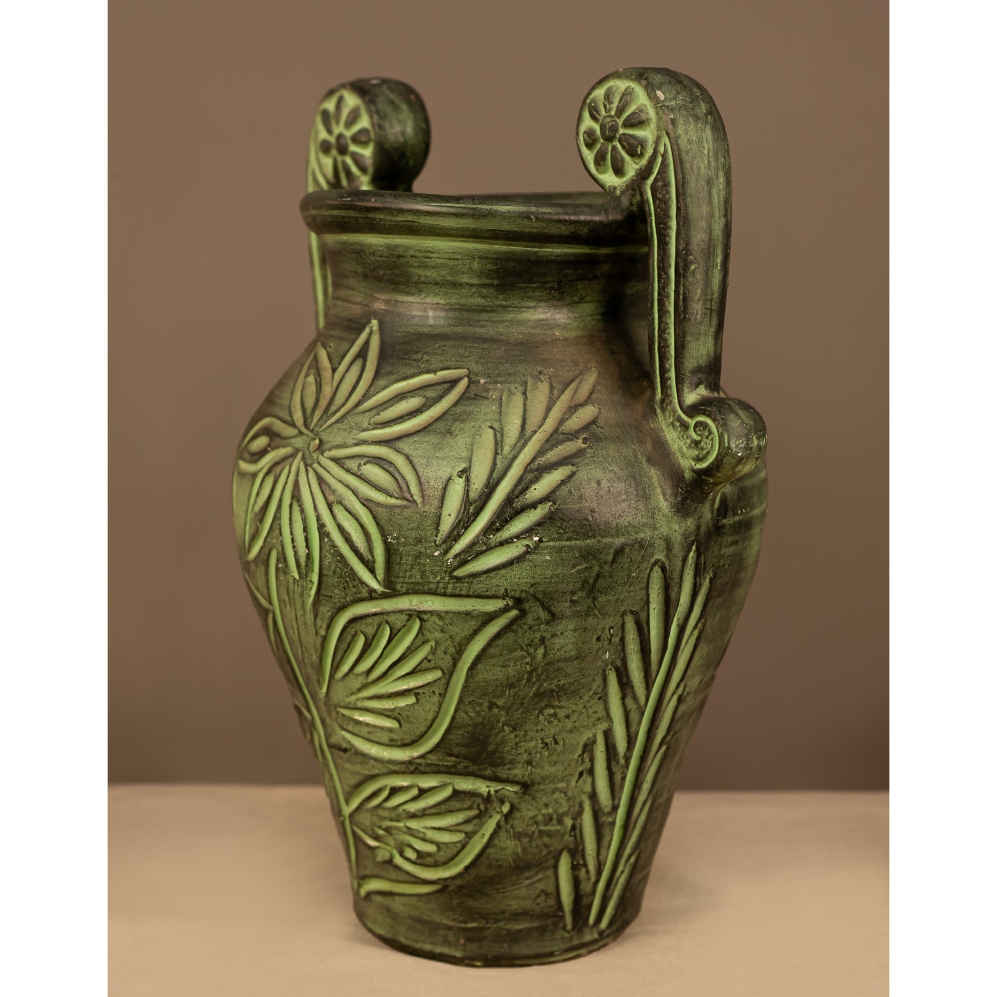 Декоративно керамично гърне за рустик интериор (Decorative Rustic Stoneware Pot) – Горско зелен финиш – Right Profile