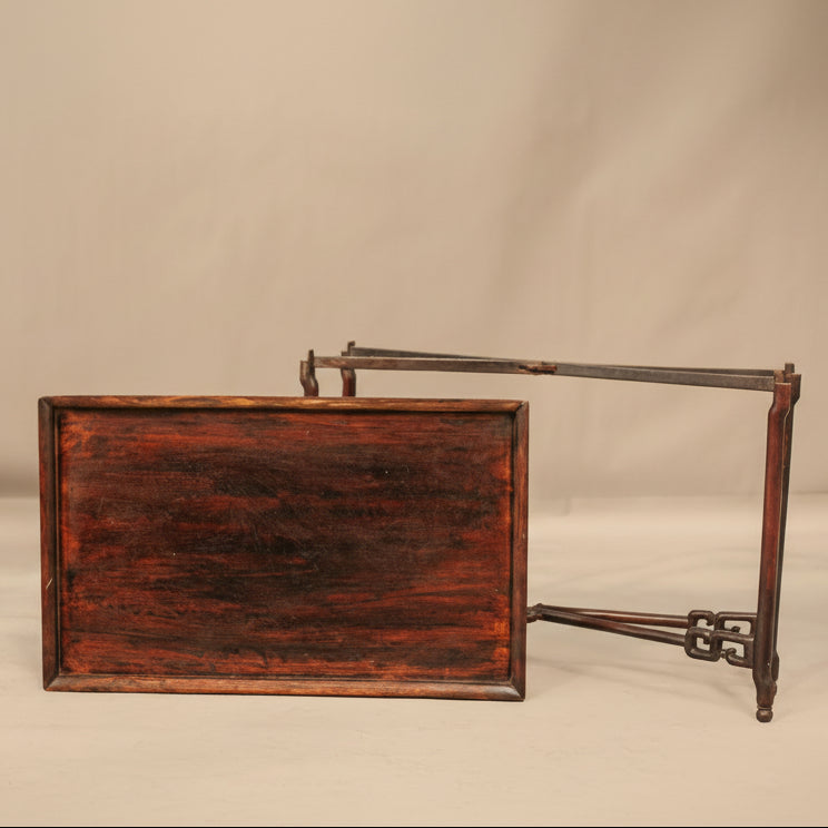 Разглобяема антикварна масичка с подвижен плот (Disassembled Antique Table with Removable Top) – Компактен дизайн – Closed Position