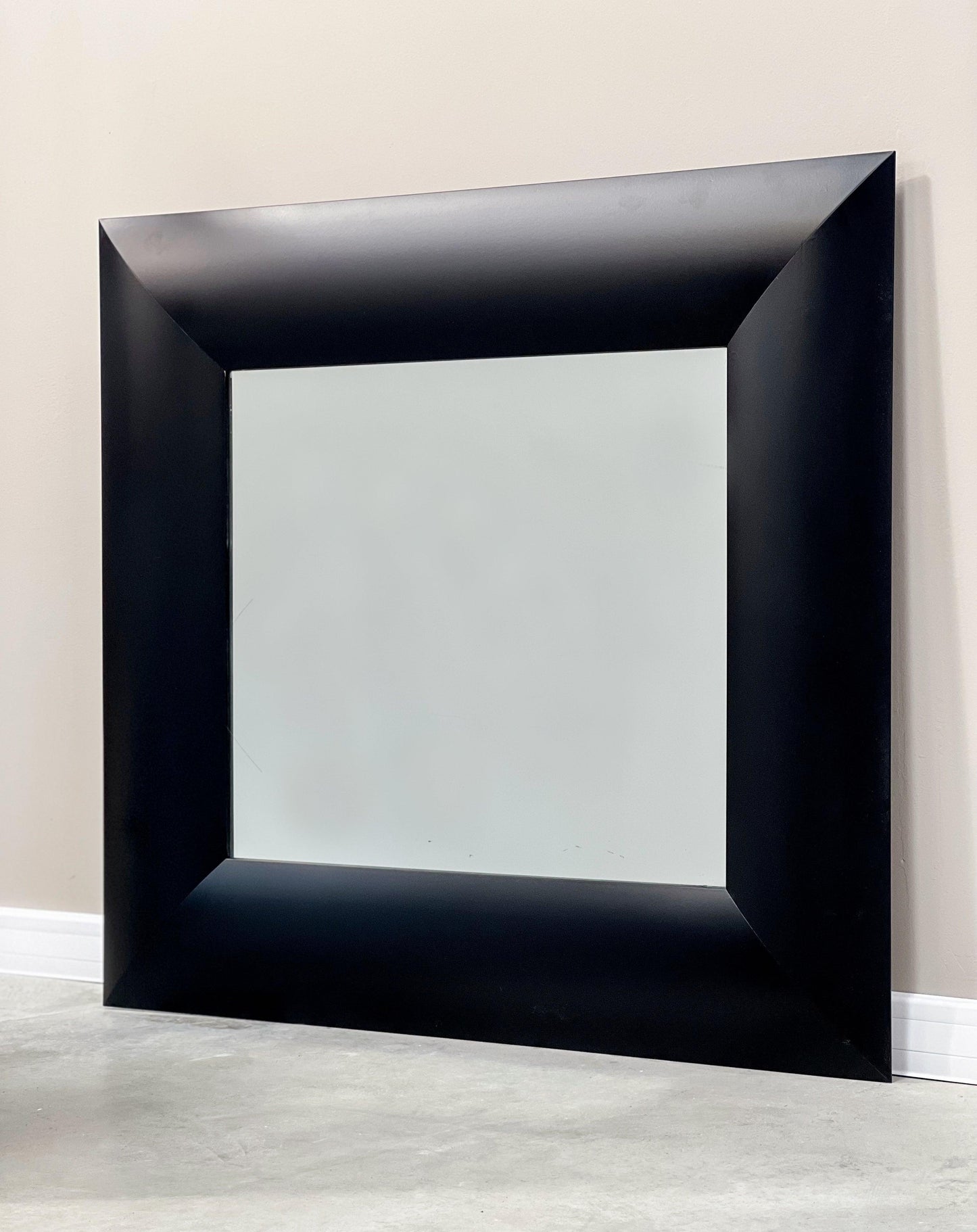 ОГЛЕДАЛО В ИНУСТРИАЛЕН СТИЛ - My Dutch House