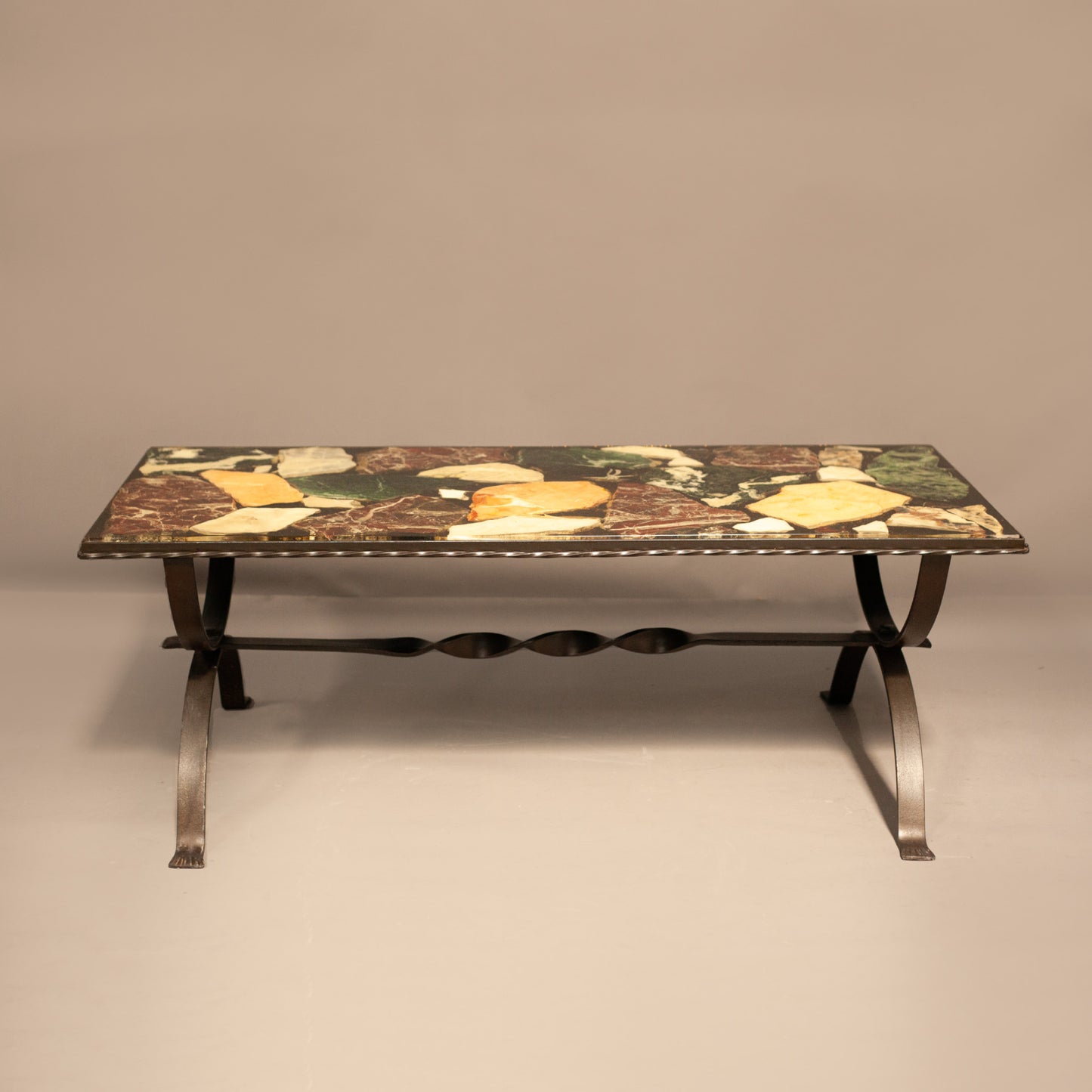 Мид-сенчъри масичка за кафе с железни крака (Mid-Century Coffee Table with Wrought Iron Base) – Автентичен стил от 1960-те – Front View