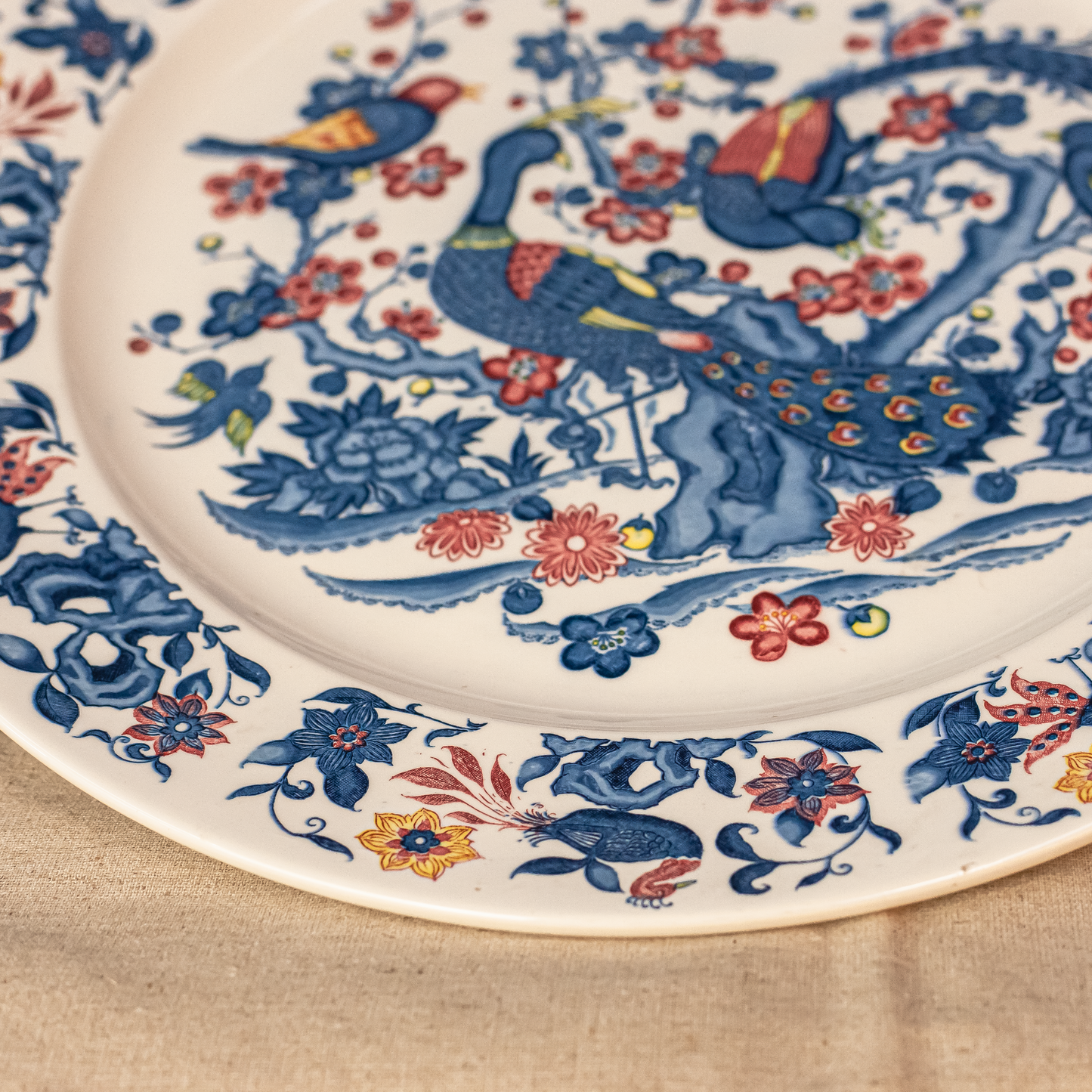 Флорални орнаменти в източен стил (Oriental Floral Patterns on Imari Pottery) – Ярки винтидж цветове – Artistic Detail