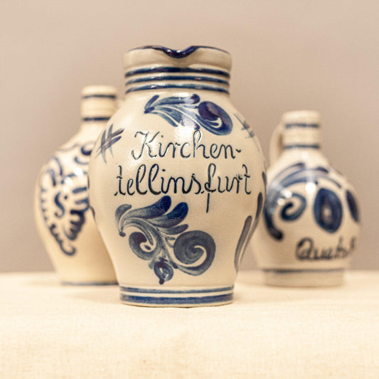 Комплект от 3 автентични немски керамични стомни (Set of 3 Antique German Stoneware Jugs) – Ръчна изработка от Баден-Вюртемберг – Front View